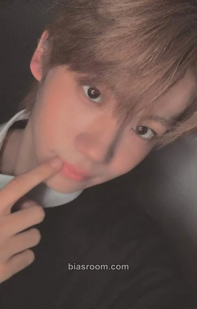 Kenshin CLOSE YOUR EYES CLOSE YOUR EYES 1ST TOUR [BEYOND YOUR EYES] IN CANADA K-pop photocard