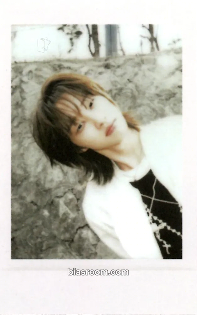 Keiten The First Wave Photocard - hrtz.wav - hrtz.wav K-pop photocard