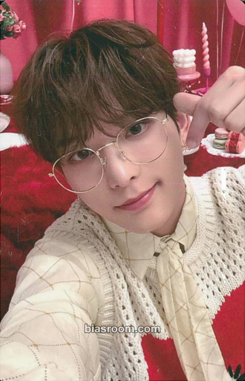 Harua &TEAM Birthday Merch Photocard - &TEAM - &TEAM K-pop photocard