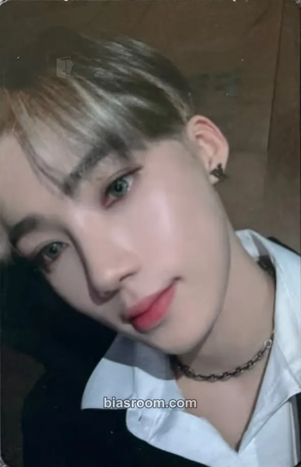 New Chase Photocard - THE BOYZ - THE BOYZ K-pop photocard