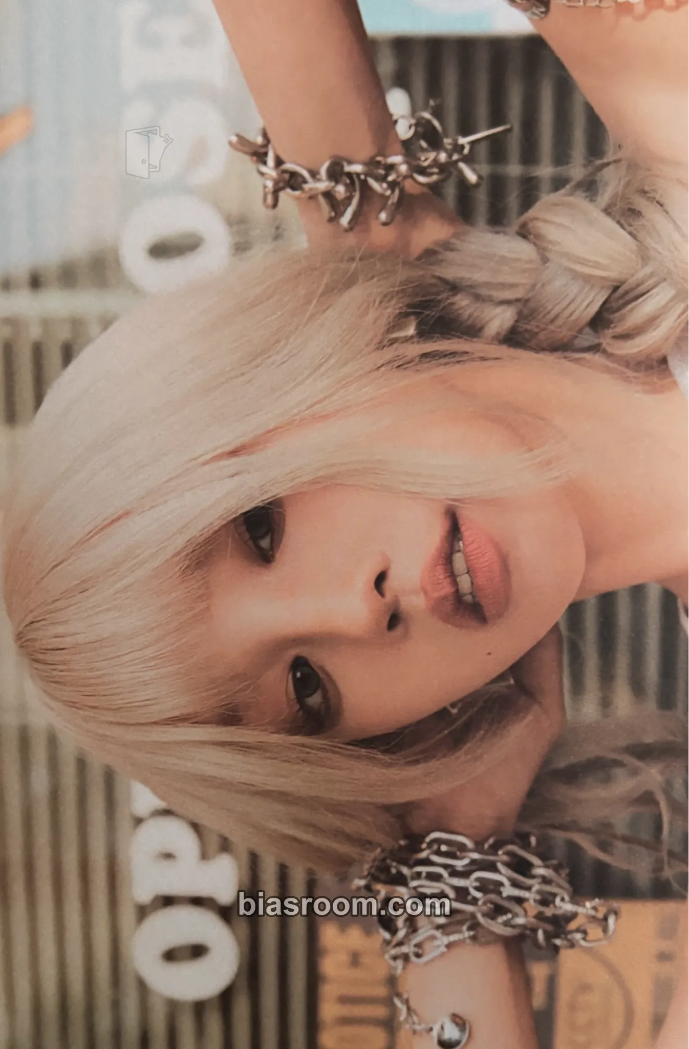 Yuqi I Sway Photocard - i-dle - i-dle K-pop photocard