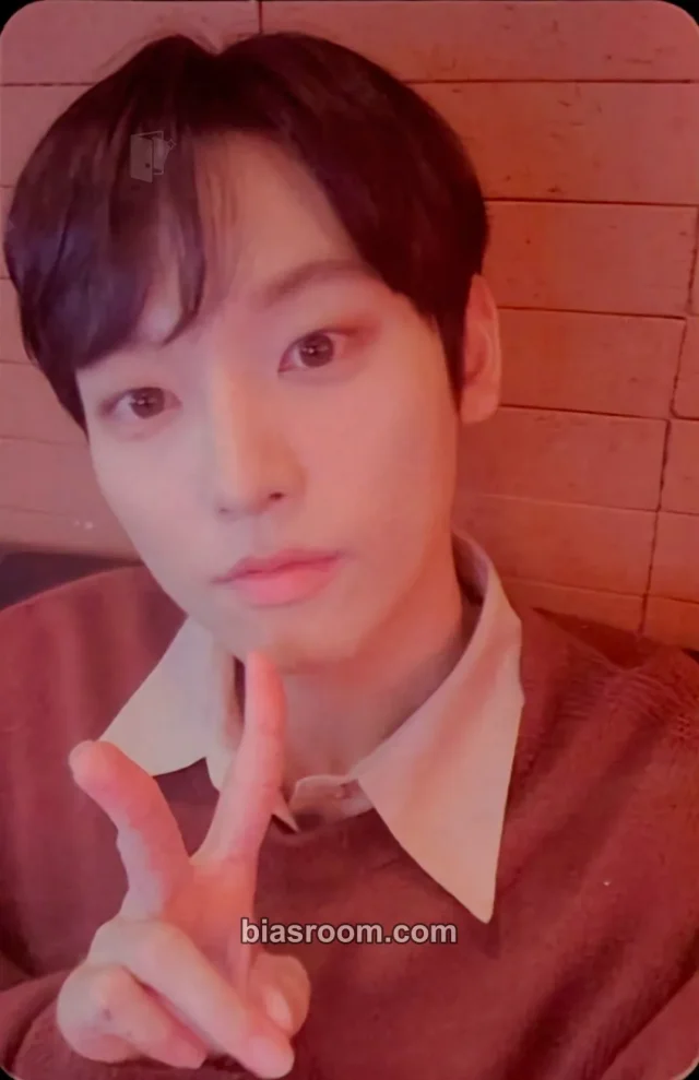 SF9 - Inseong - Special History Book Album pob (pre-order benefit) withfans / yizhiyu (yzy)