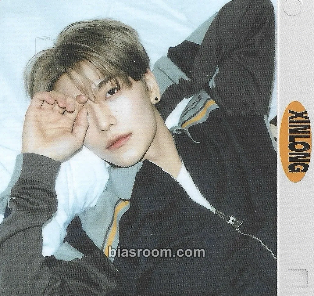 Xinlong DICON VOLUME Nº33 Photocard - ALPHA DRIVE ONE - ALPHA DRIVE ONE K-pop photocard