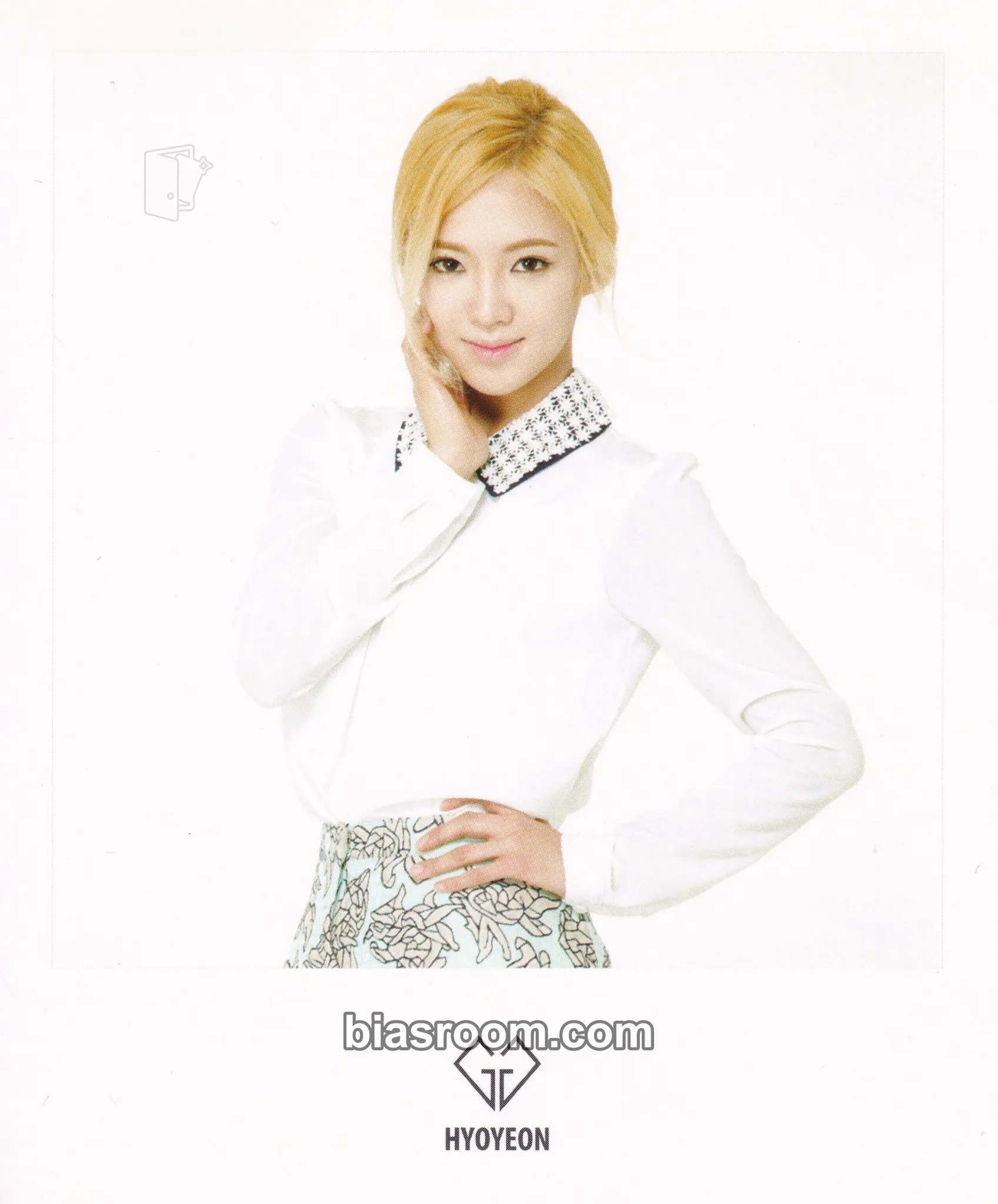 Hyoyeon SMTOWN Coex Artium Photocard - Girls' Generation - Girls' Generation K-pop photocard
