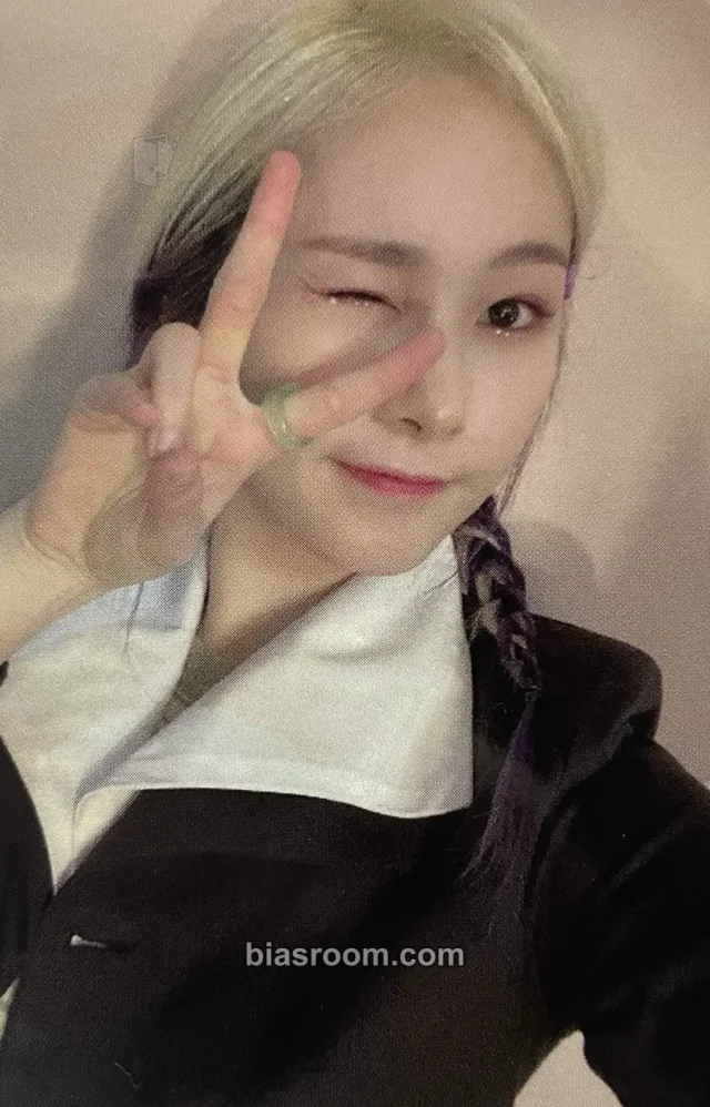 EVERGLOW - Mia - Return of The Girl Album everline round 4 video call (fancall)