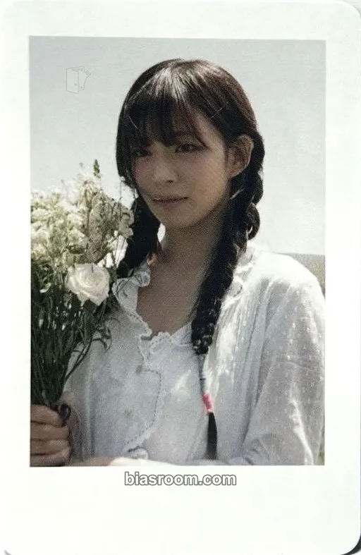 Chaeyoung 2024 PHOTOBOOK <FROM SUMMER> Photocard - fromis_9 - fromis_9 K-pop photocard