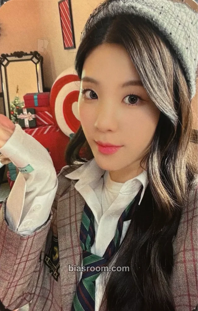 cignature - Seline - 2022 C9 Christmas Album album photocard