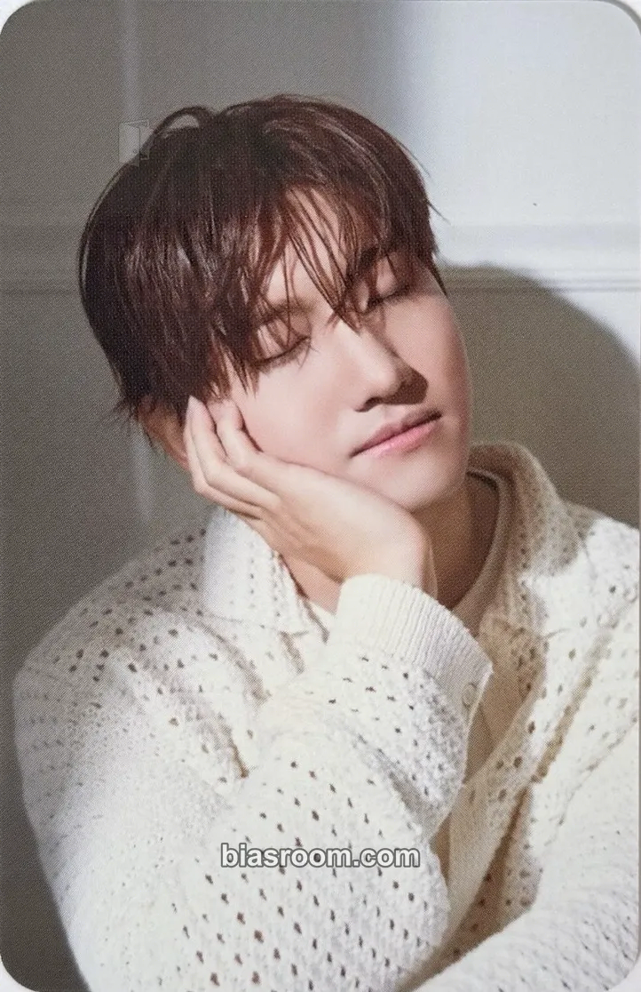 Max Changmin 2026 Season's Greetings Photocard - TVXQ - TVXQ K-pop photocard