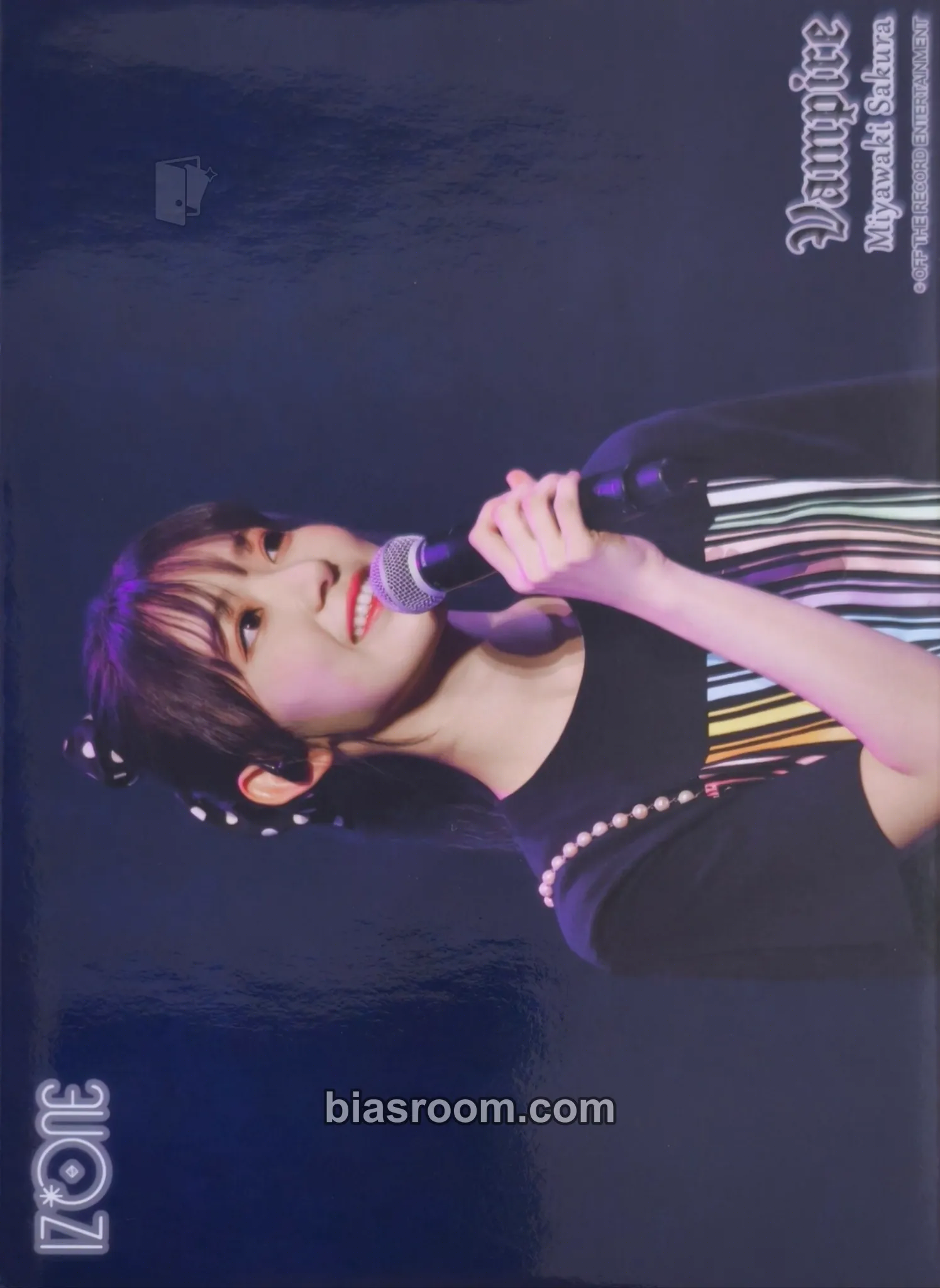 Sakura Vampire Photocard - IZ*ONE - IZ*ONE K-pop photocard