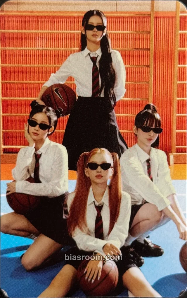 MAVE: - MAVE: 1st EP 'What's My Name' Album album photocard