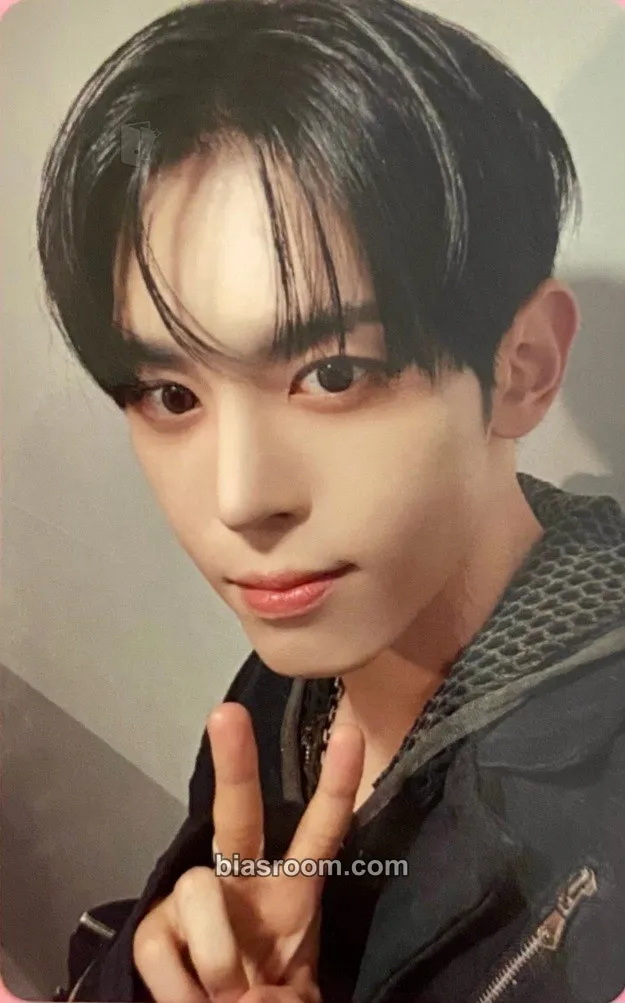 Hyeonbin IGNITION Photocard - NOWZ - NOWZ K-pop photocard