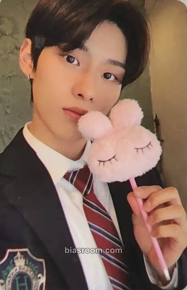 TNX - Kyungjun - LOVE NEVER DIES Album ktown4u lucky draw (LD) round 1 B version