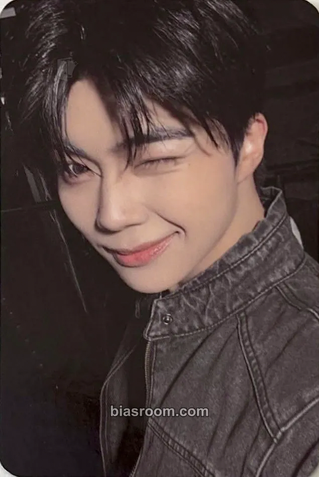 Gunwook Ascend- Photocard - ZEROBASEONE - ZEROBASEONE K-pop photocard