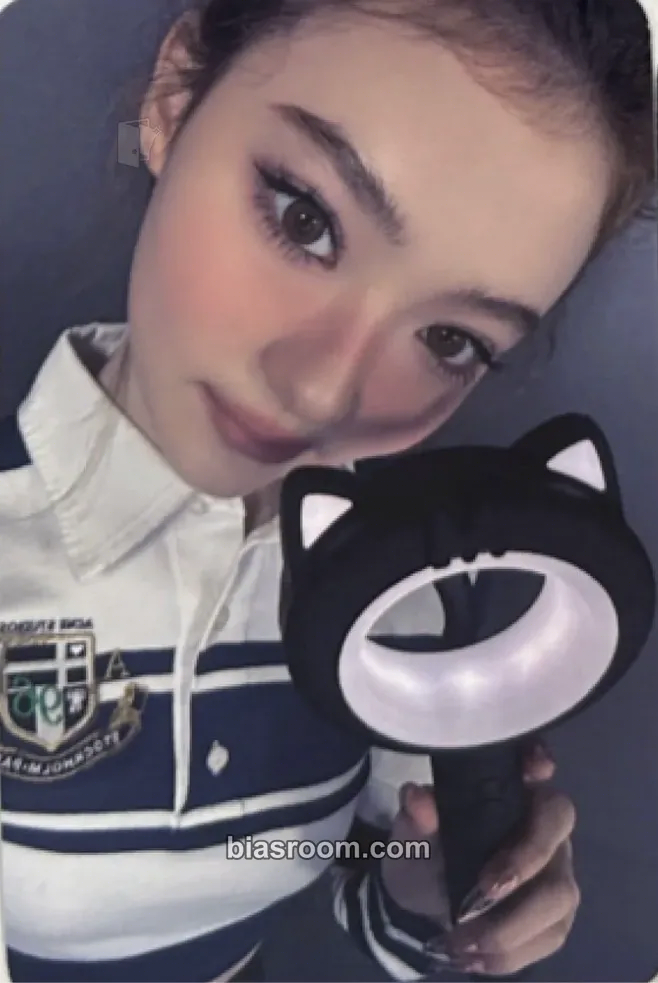 Ella Official Lightstick Photocard - MEOVV - MEOVV K-pop photocard