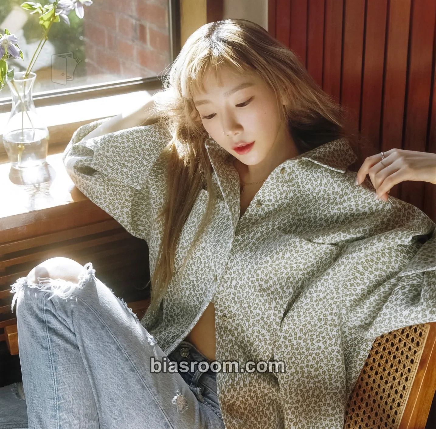 Taeyeon Inside - TAEYEON with SONE fanmeeting Photocard - Taeyeon K-pop photocard