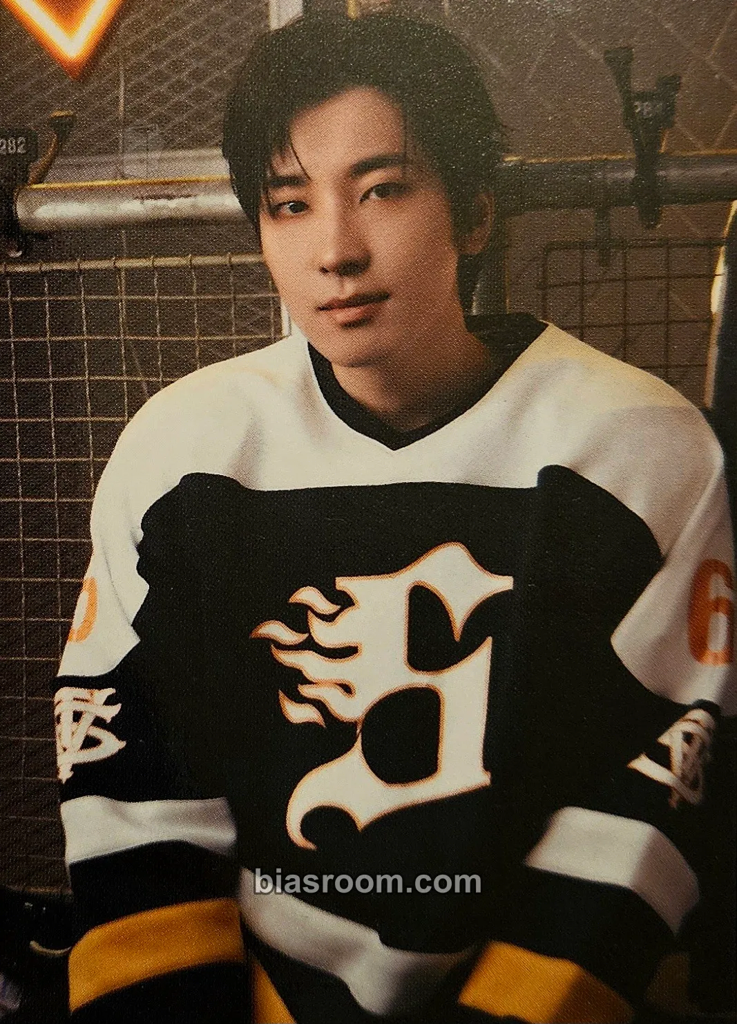 Wonwoo 2025 Seventeen's Home Merchandise Photocard - SEVENTEEN - SEVENTEEN K-pop photocard