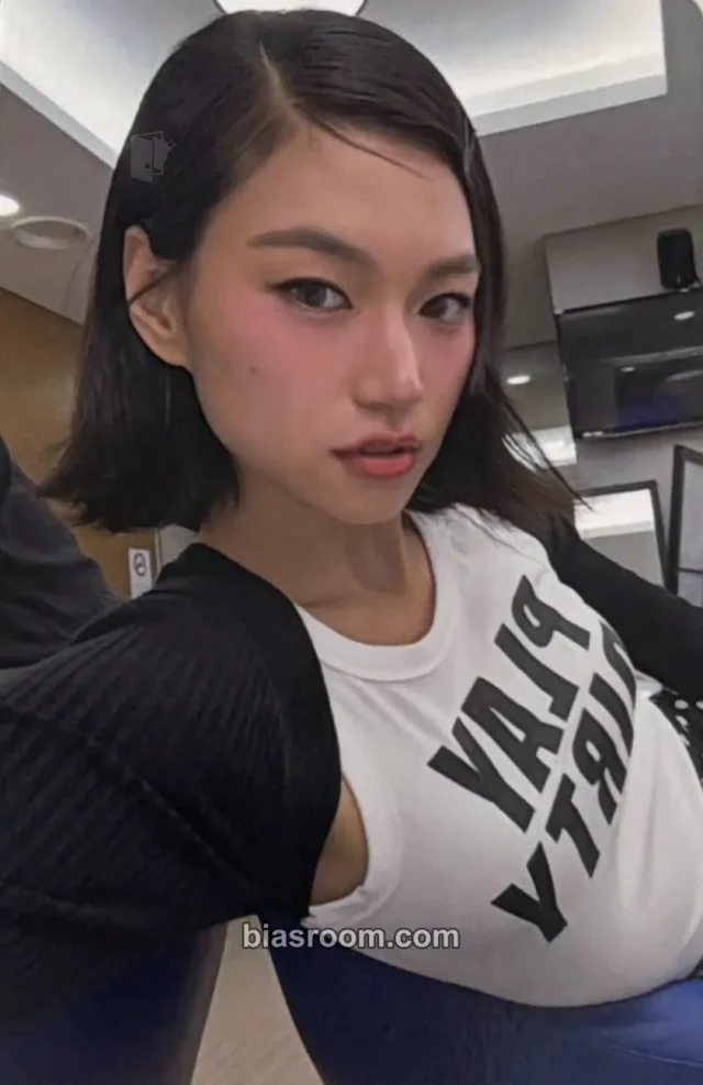 I.O.I - Kim Doyeon - LOOP Album fansign musicart (music art)