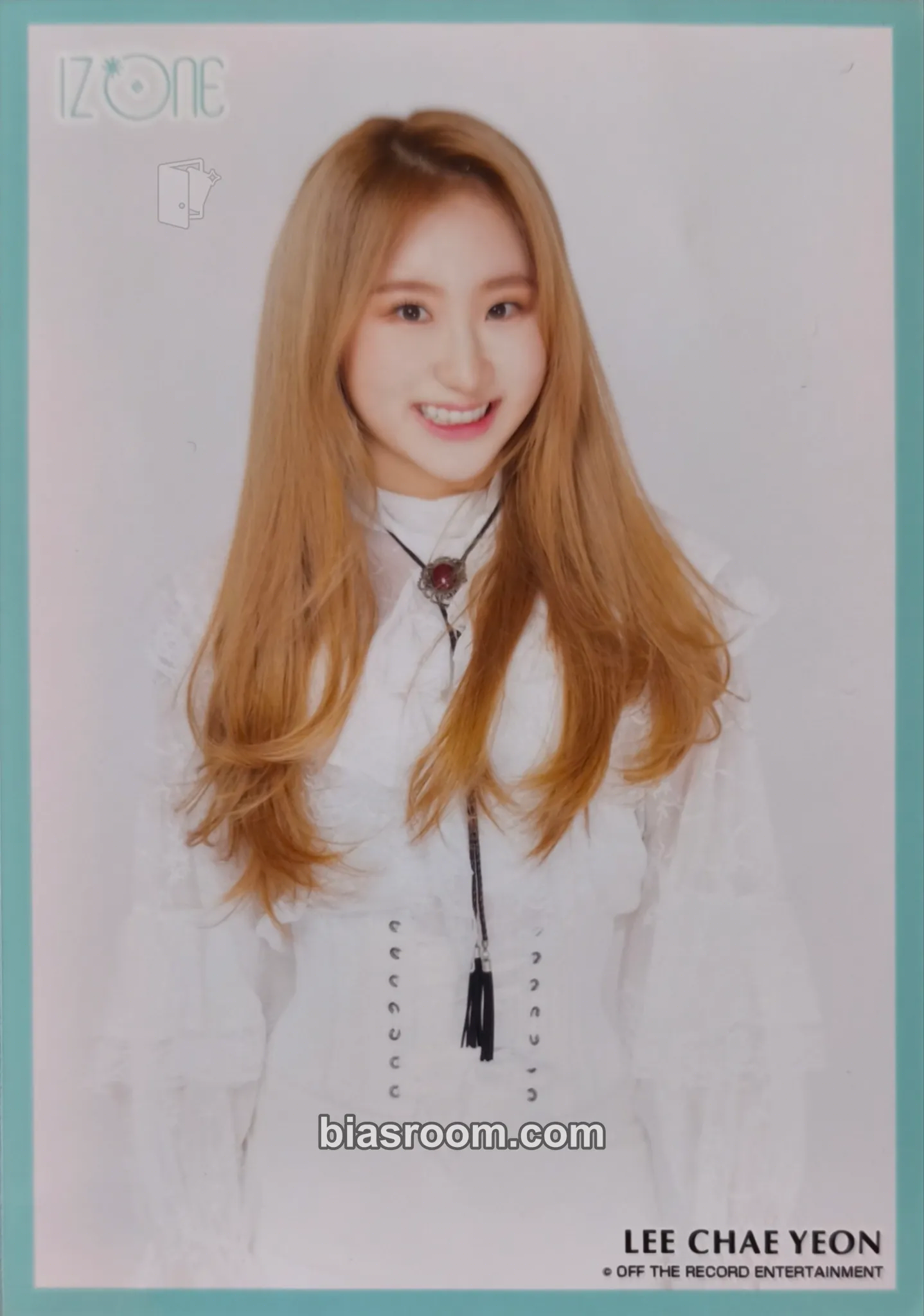 Lee Chaeyeon KCON 2019 Photocard - IZ*ONE - IZ*ONE K-pop photocard