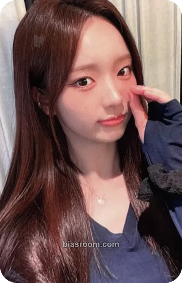 ICHILLIN’ - E.JI - ICHILLIN' 2025 Season's Greetings 'Get Ready with Me' Other video call (fancall)