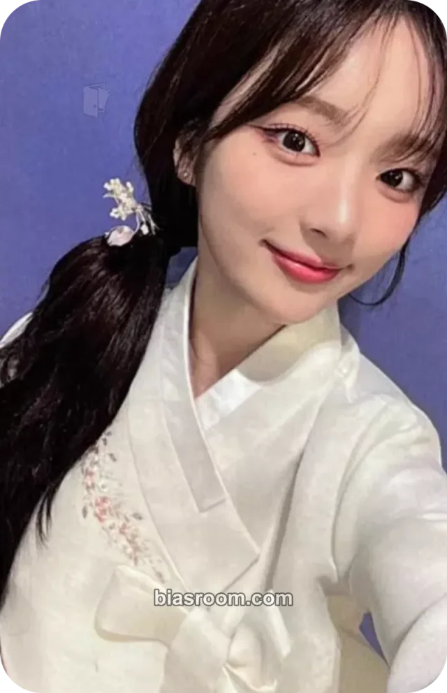 ICHILLIN’ - E.JI - ICHILLIN' 2025 Season's Greetings 'Get Ready with Me' Other video call (fancall)