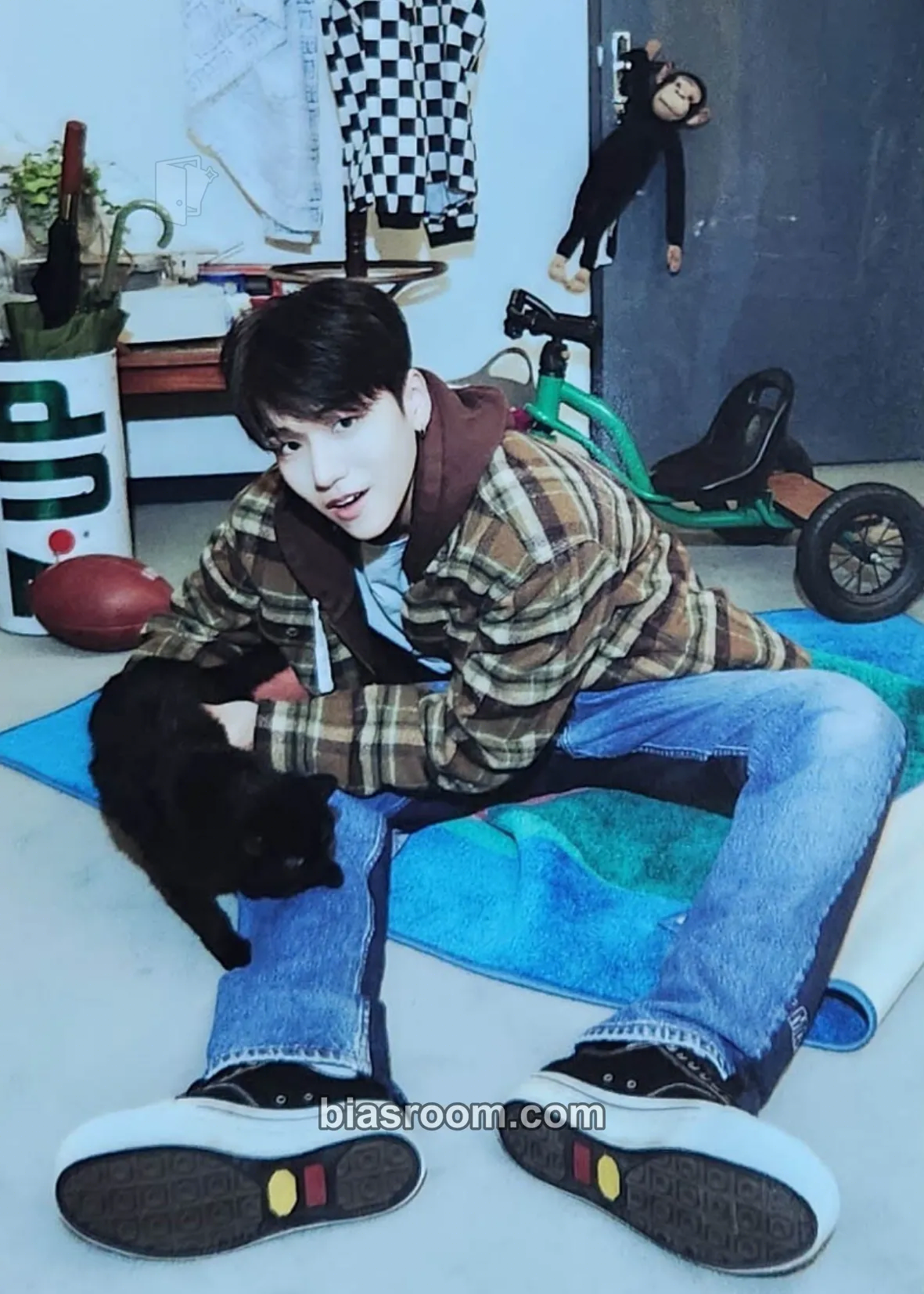 Riwoo WHO! Photocard - BOYNEXTDOOR - BOYNEXTDOOR K-pop photocard