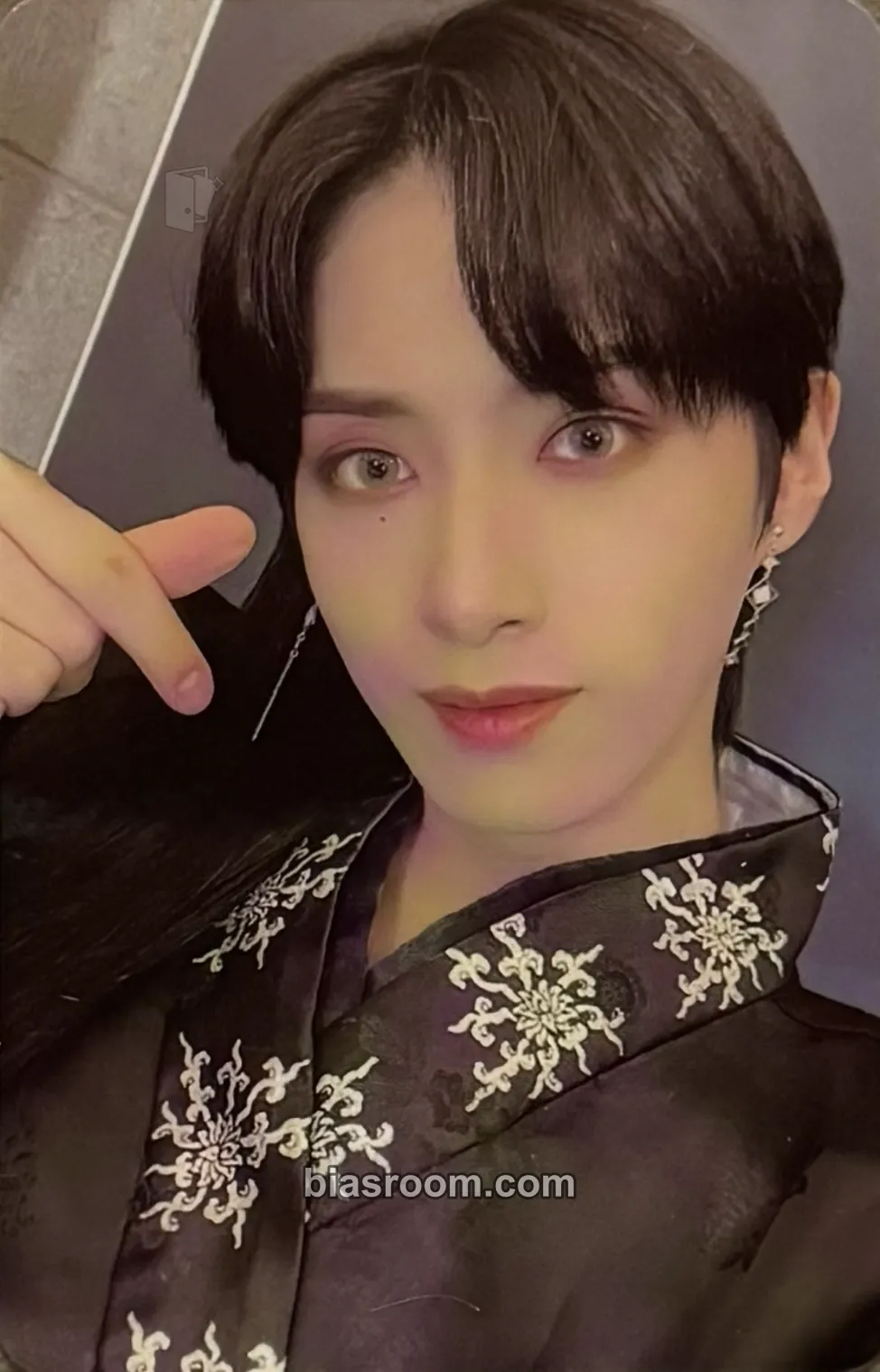 Xion BLOOD MOON Photocard - ONEUS - ONEUS K-pop photocard