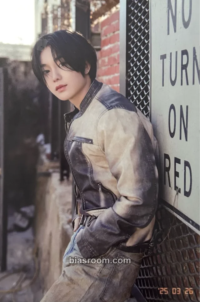 TNX - Hyunsoo - For Real? Album album inclusion postcard film photo postcard set