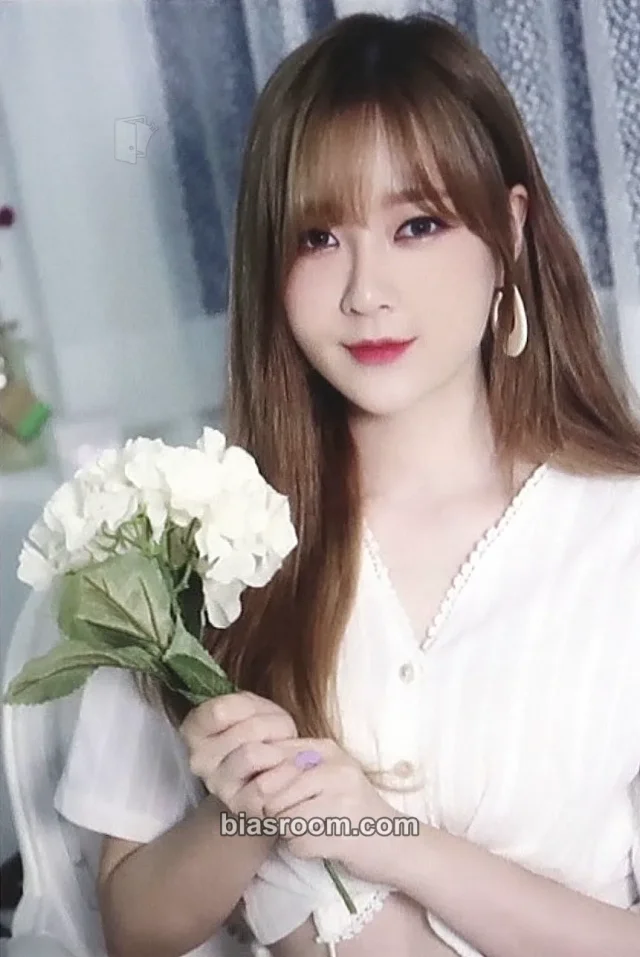 9MUSES - Keumjo - 9muses 8th Anniversary Fanmeeting: To. Mine Event postcard set B version