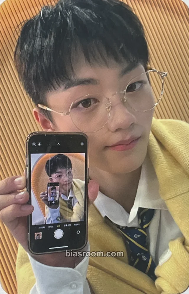TIOT - Choi Woojin - Frame the Blueprint : Prelude to Possibilities Album soundwave fansign round 9