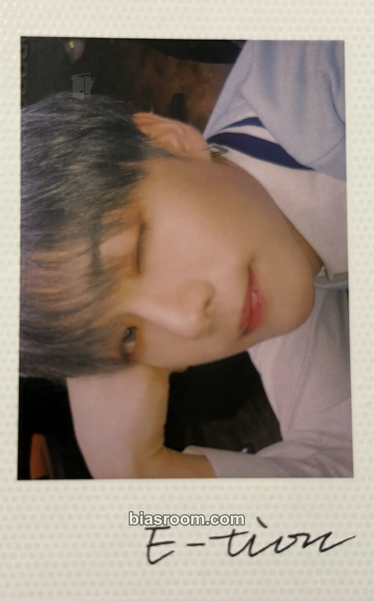 E-Tion WE MUST LOVE Photocard - ONF - ONF K-pop photocard