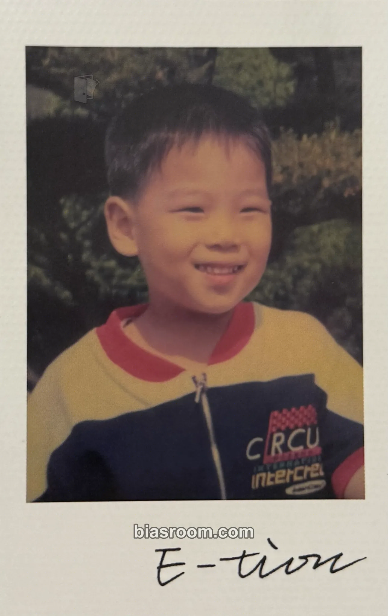 E-Tion WE MUST LOVE Photocard - ONF - ONF K-pop photocard