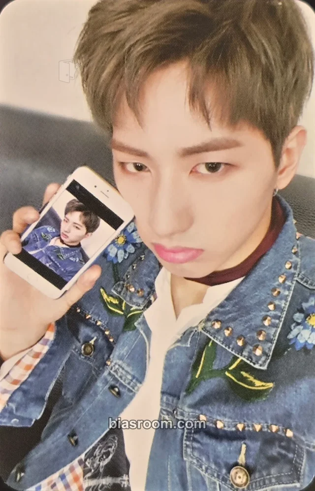 MAP6 - J.Vin - MOMENTUM Album album photocard