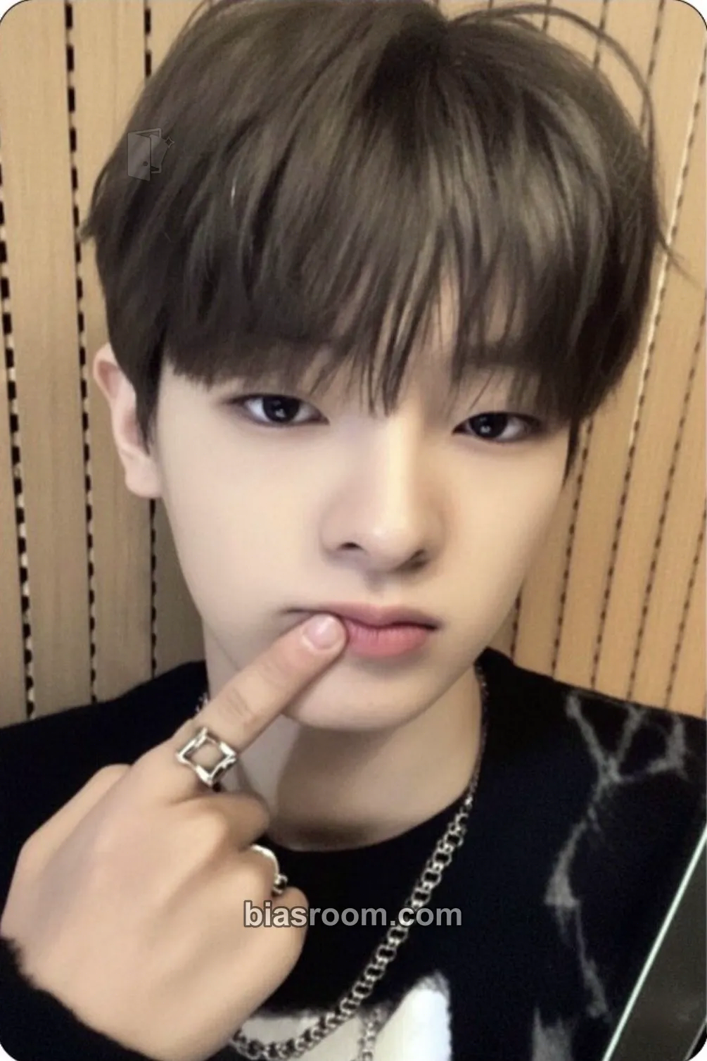 Kang Woojin BOYS II PLANET Archive Exhibition AFTER ; JOURNEY Photocard - FLARE U - FLARE U K-pop photocard