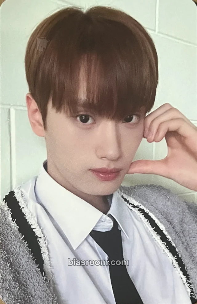 TIOT - Kum Junhyeon - Frame the Blueprint : Prelude to Possibilities Album makestar showcase