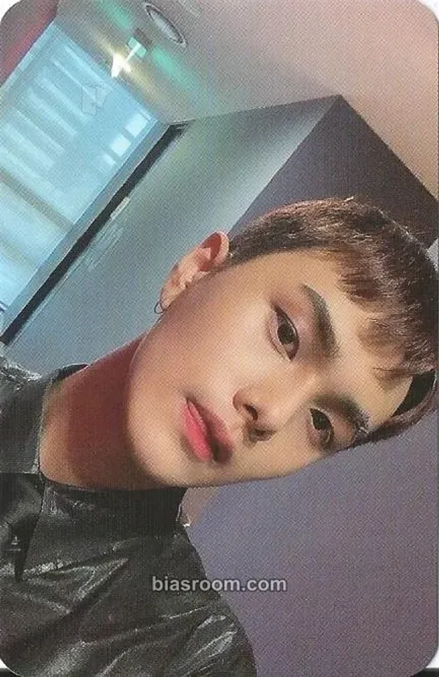 The KingDom - Jahan - History of Kingdom : Part Ⅲ . Ivan Album pob (pre-order benefit)