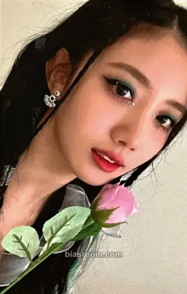 Cherry Bullet - Yuju - Cherry Dash Album fan meeting mini photocard