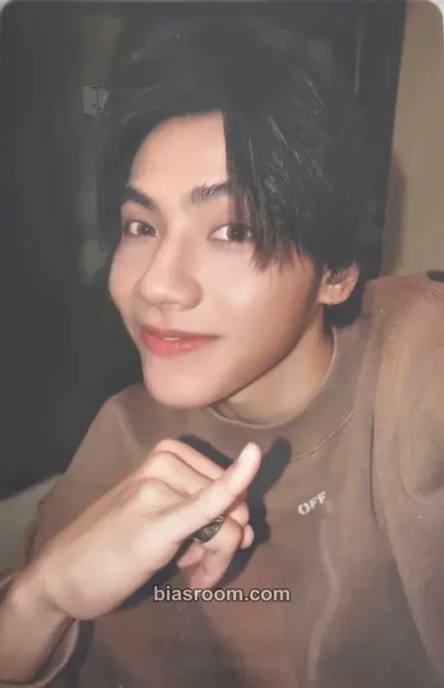 BUS - Peemwasu - Happy BUS Day 1st Year Diary Concert Event 1st anniversary photocard set C version