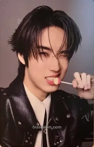 Alan Happy BUS Day The Sophomore Photocard - BUS - BUS K-pop photocard