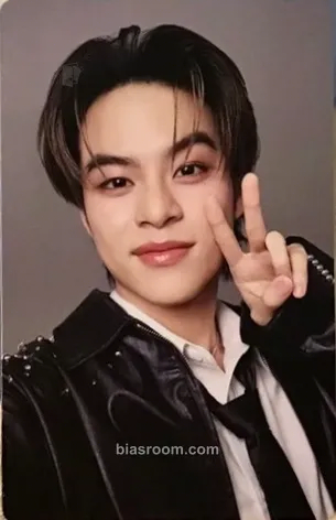 Marckris Happy BUS Day The Sophomore Photocard - BUS - BUS K-pop photocard