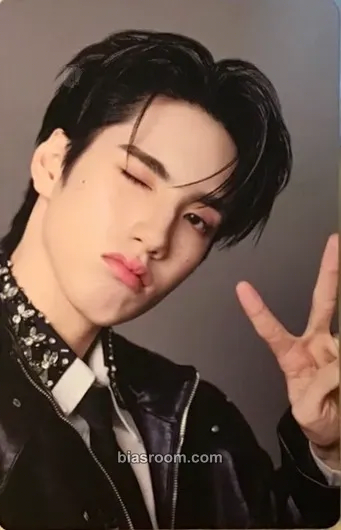 Phutatchai Happy BUS Day The Sophomore Photocard - BUS - BUS K-pop photocard