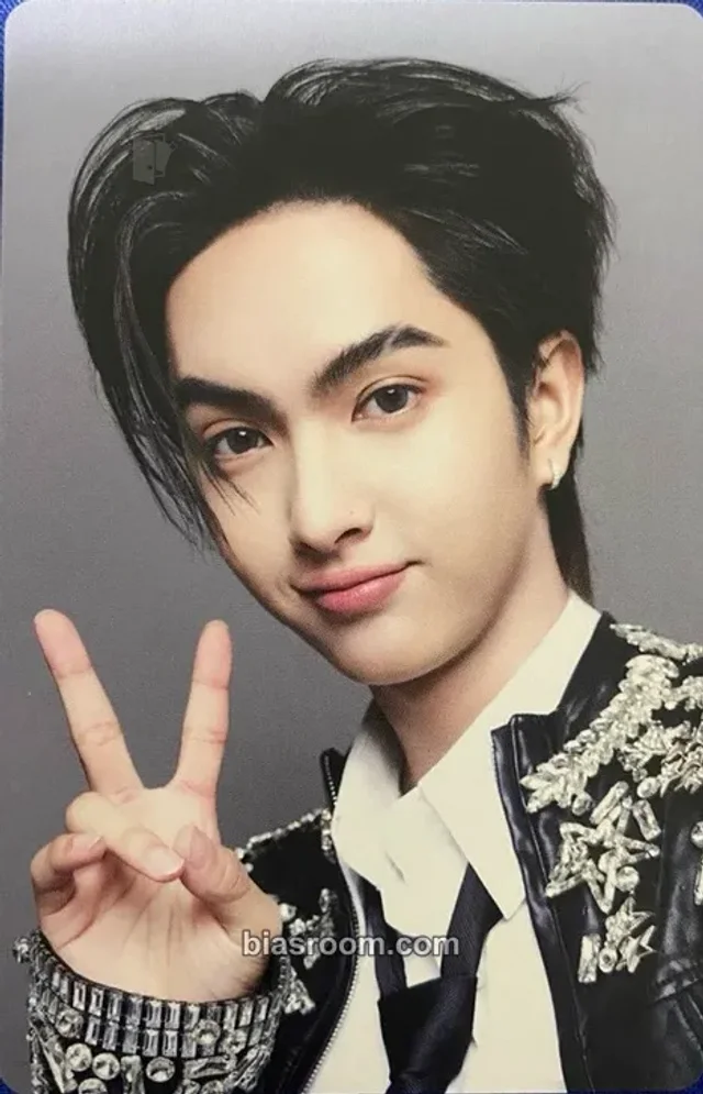 BUS - Copper - Happy BUS Day The Sophomore Event 2nd anniversary merch photocard photocard set B version