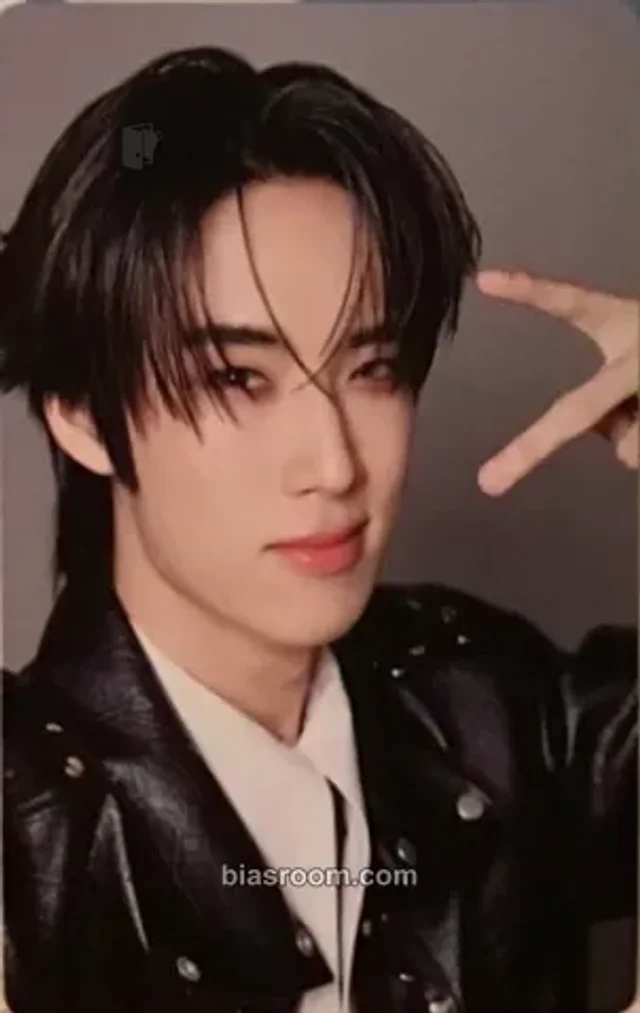 BUS - Alan - Happy BUS Day The Sophomore Event 2nd anniversary merch photocard photocard set B version