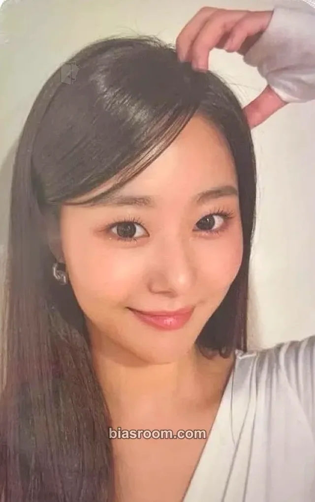 Cherry Bullet - Chaerin - Cherry Dash Album kpop store round 2