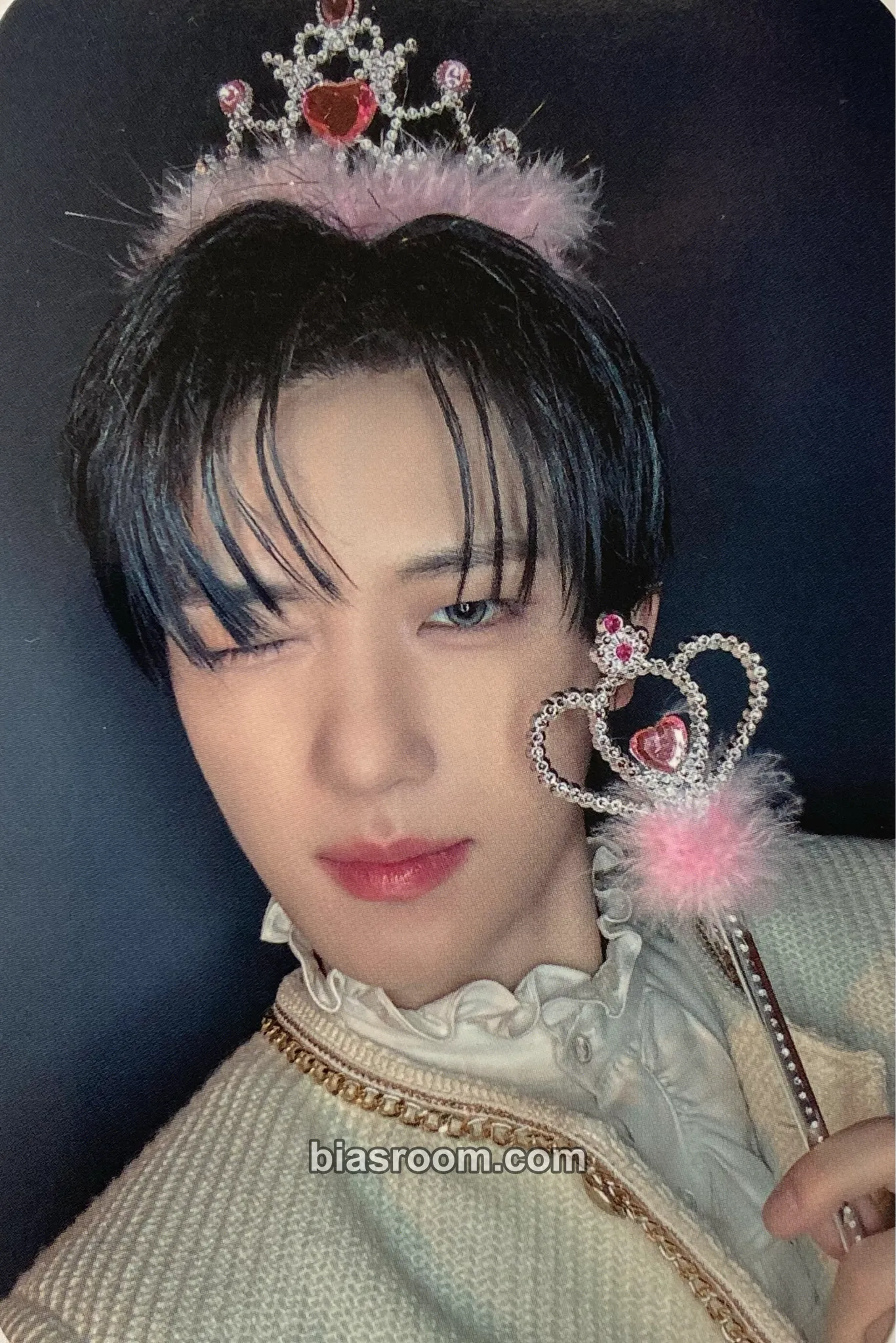 Gihyeon Chapter: New is Now Photocard - NouerA - NouerA K-pop photocard