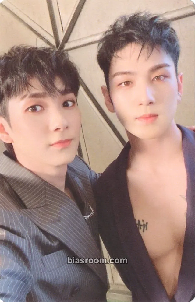 Romanticize Photocard - NU'EST - NU'EST K-pop photocard