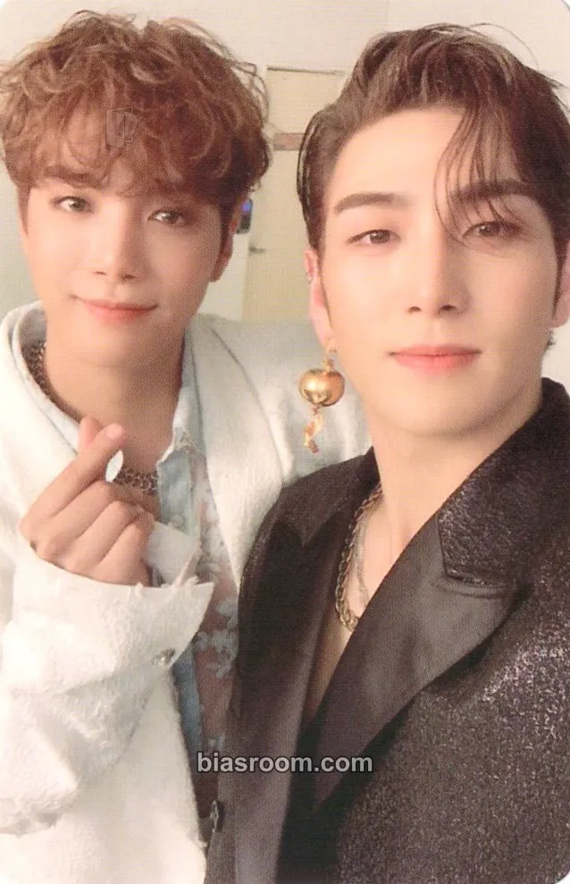 Romanticize Photocard - NU'EST - NU'EST K-pop photocard