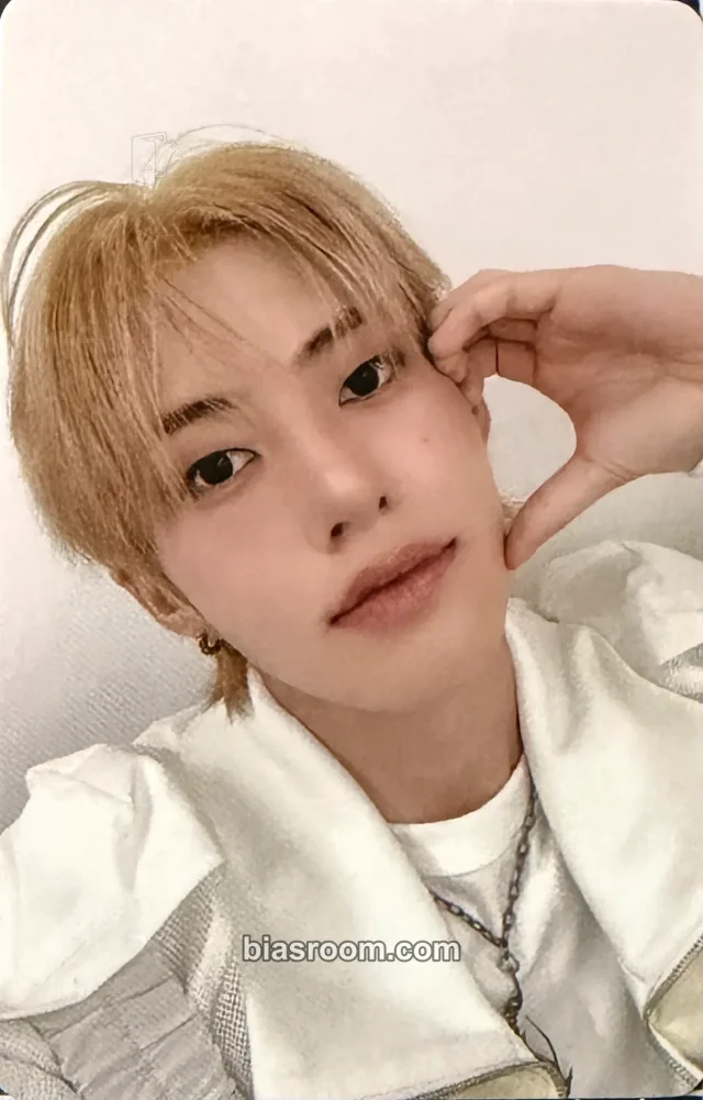 NouerA - Yuseop - MU (無限大) Album streaming event