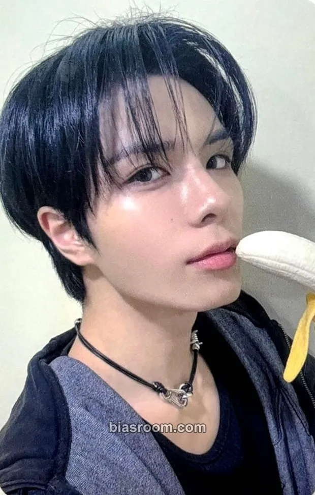 Yejun EVERLASTING Photocard - E’LAST - E’LAST K-pop photocard