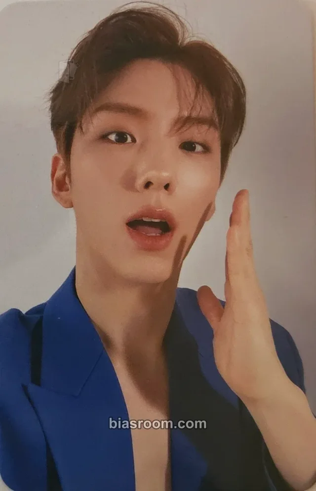 MONSTA X - Kihyun - Voyager Album pob (pre-order benefit) mymusictaste (mmt)