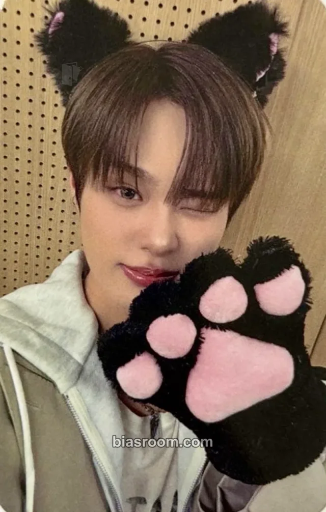 AB6IX - Daehwi - SEVEN : CRIMSON HORIZON Album interasia fansign round 1